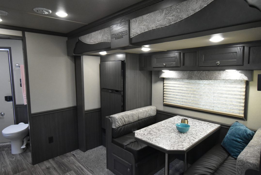 New 2027 Merhow Trailers Stampede 8312 Horse Trailer
