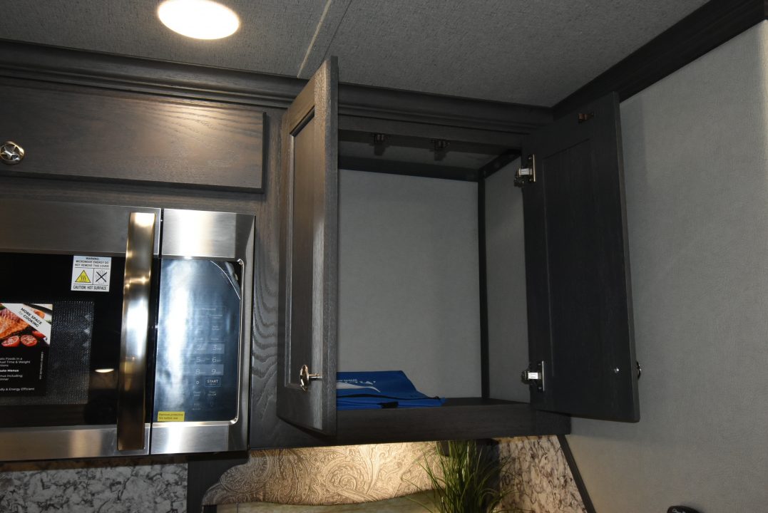 New 2027 Merhow Trailers Stampede 8312 Horse Trailer