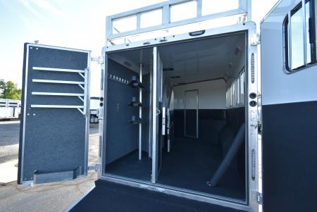 New 2027 Merhow Trailers Stampede 8312 Horse Trailer