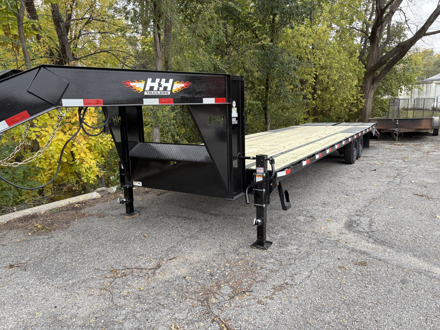 New 2025 H&H 102x25+5 GN 17.6k Deckover Trailer