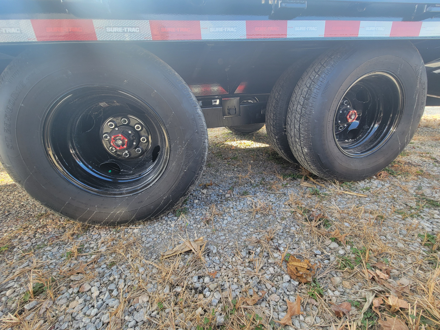 New 2026 Sure-Trac 8.5x20+5 Heavy Duty Low Profile Gooseneck Trailer