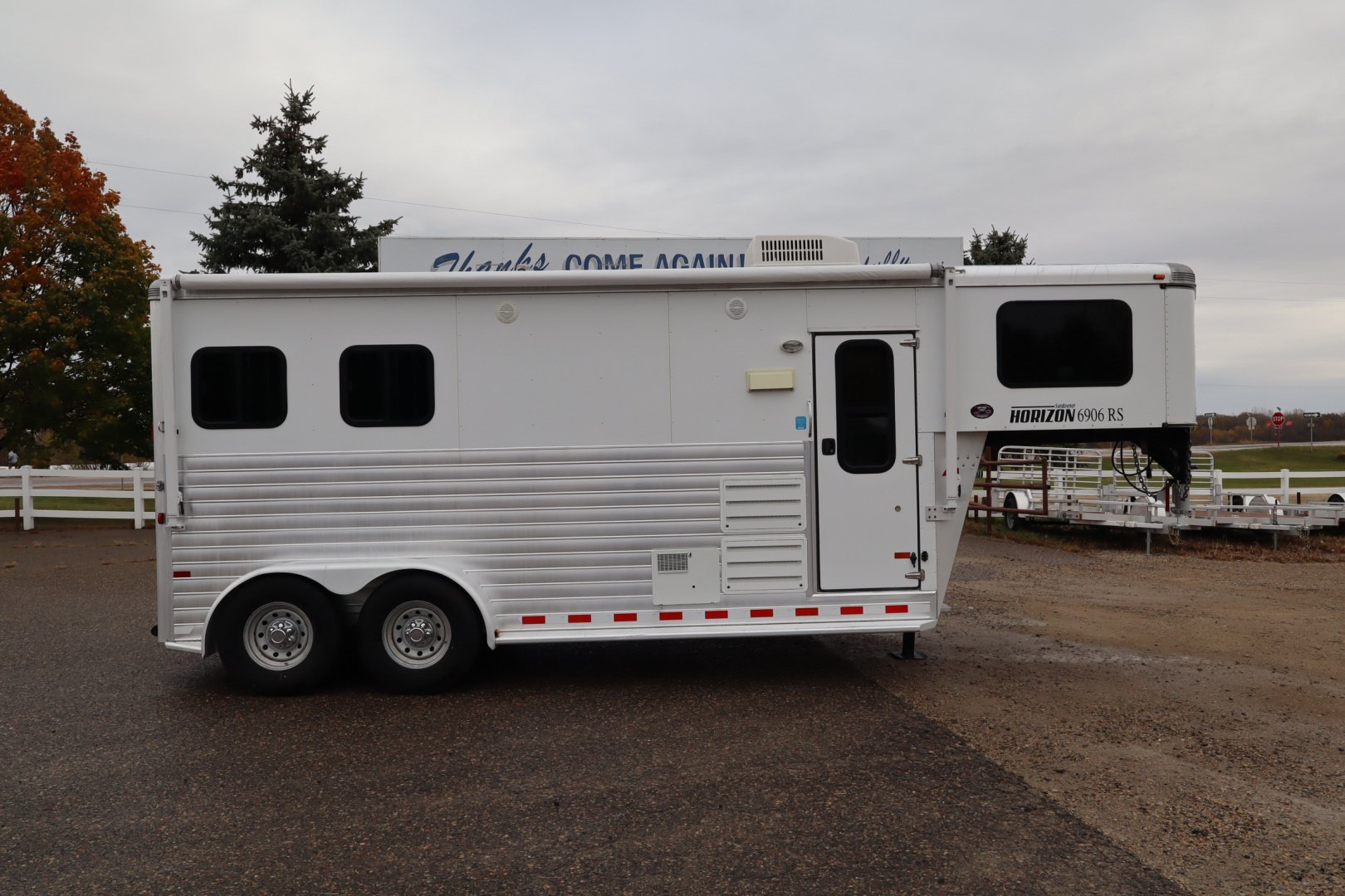 Used 2012 Sundowner 2 Horse LQ Horse Trailer