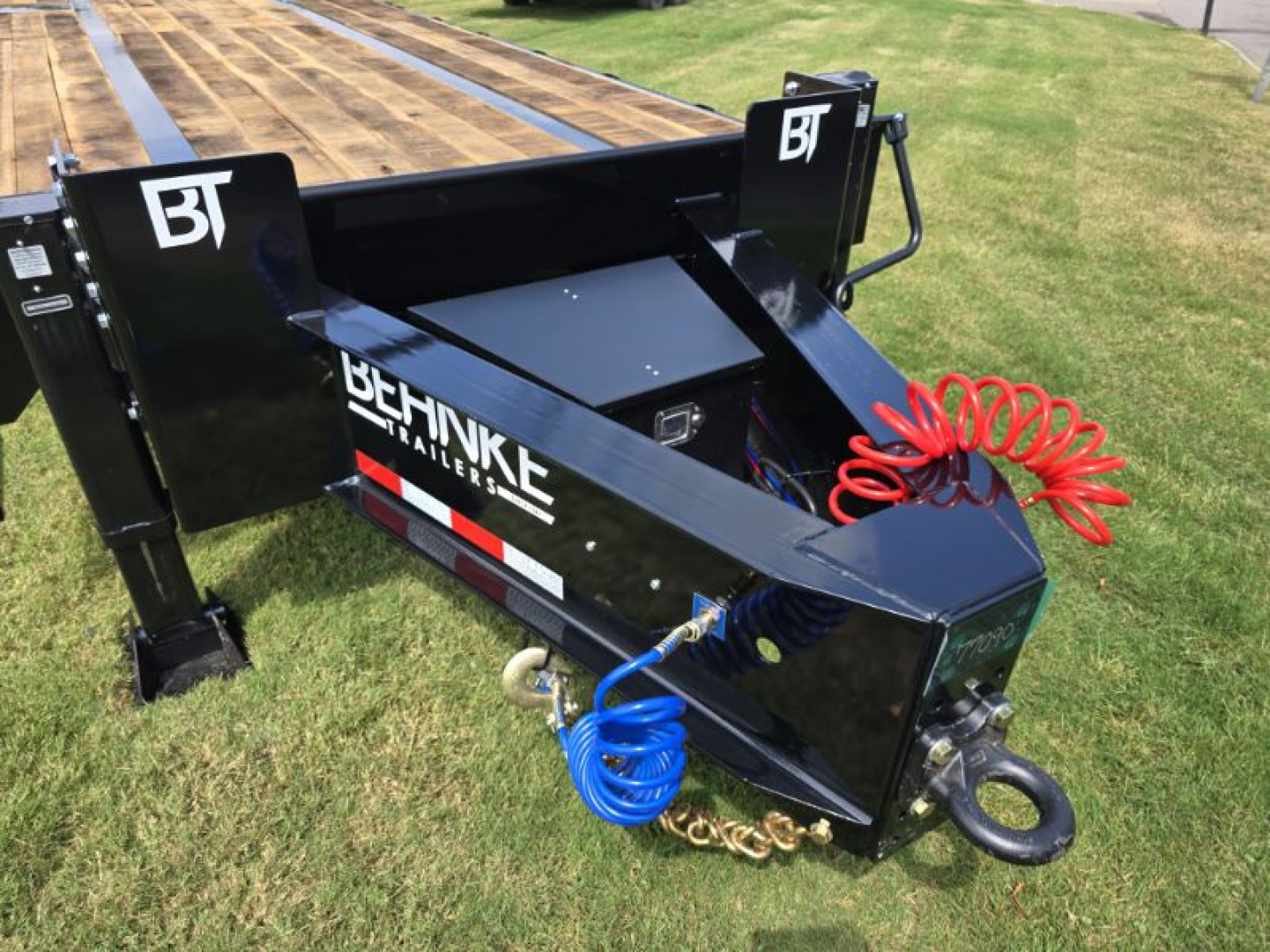 New 2026 Behnke BEHNKE 20 TON 20+12 HDT Equipment Trailer