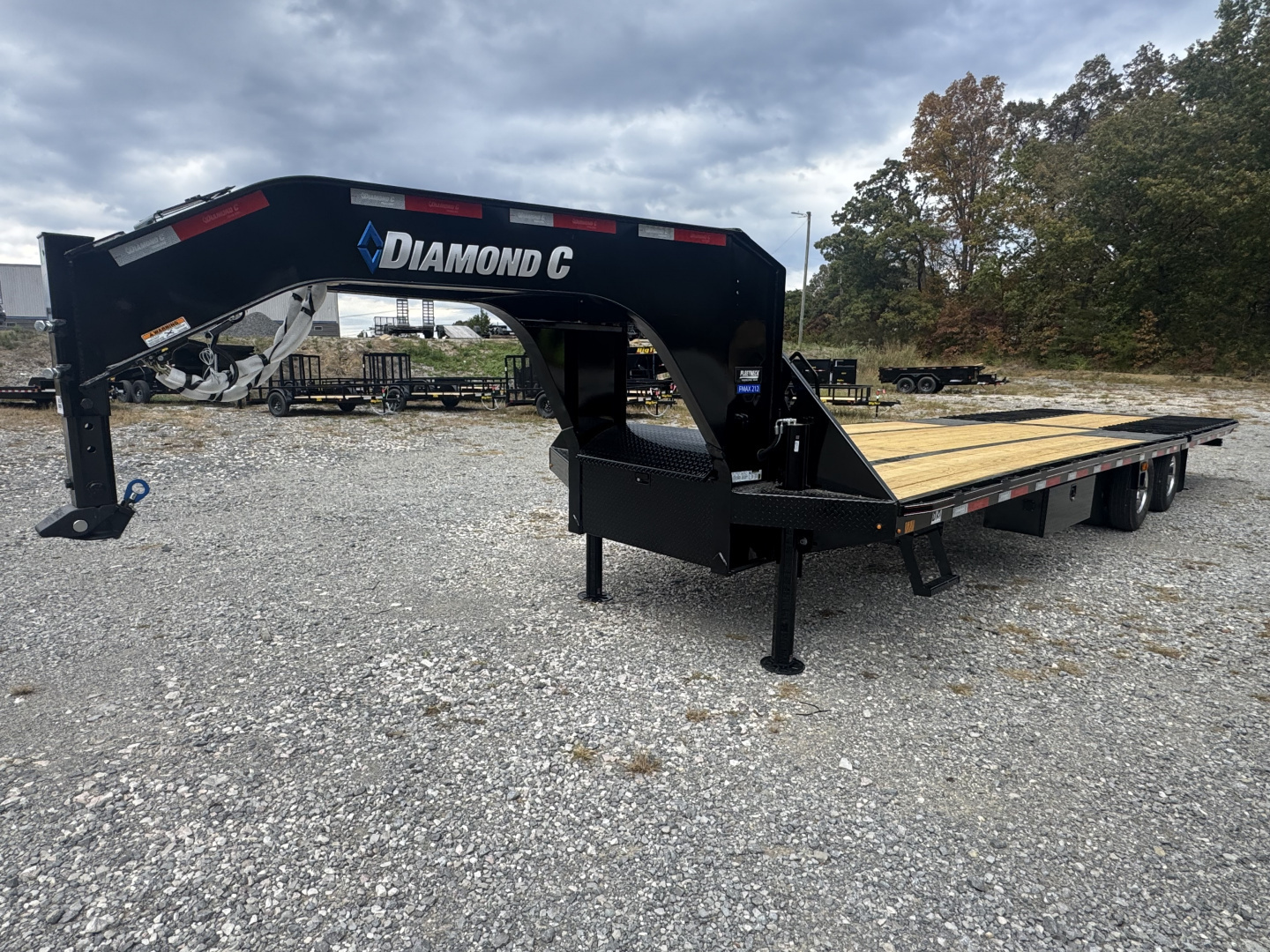 New 2026 Diamond C Trailers FMAX212 Flatbed Trailer, HYD DOVETAIL, HYD JACKS, ALUMINUM OUTER WHEELS