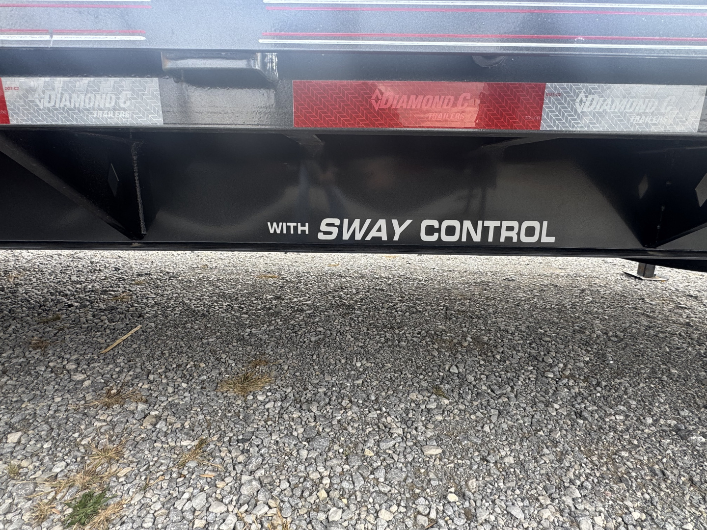 New 2025 Diamond C FMAX208 GOOSENECK TRAILER 25+5 MAX RAMPS 18K G.V.W.R.