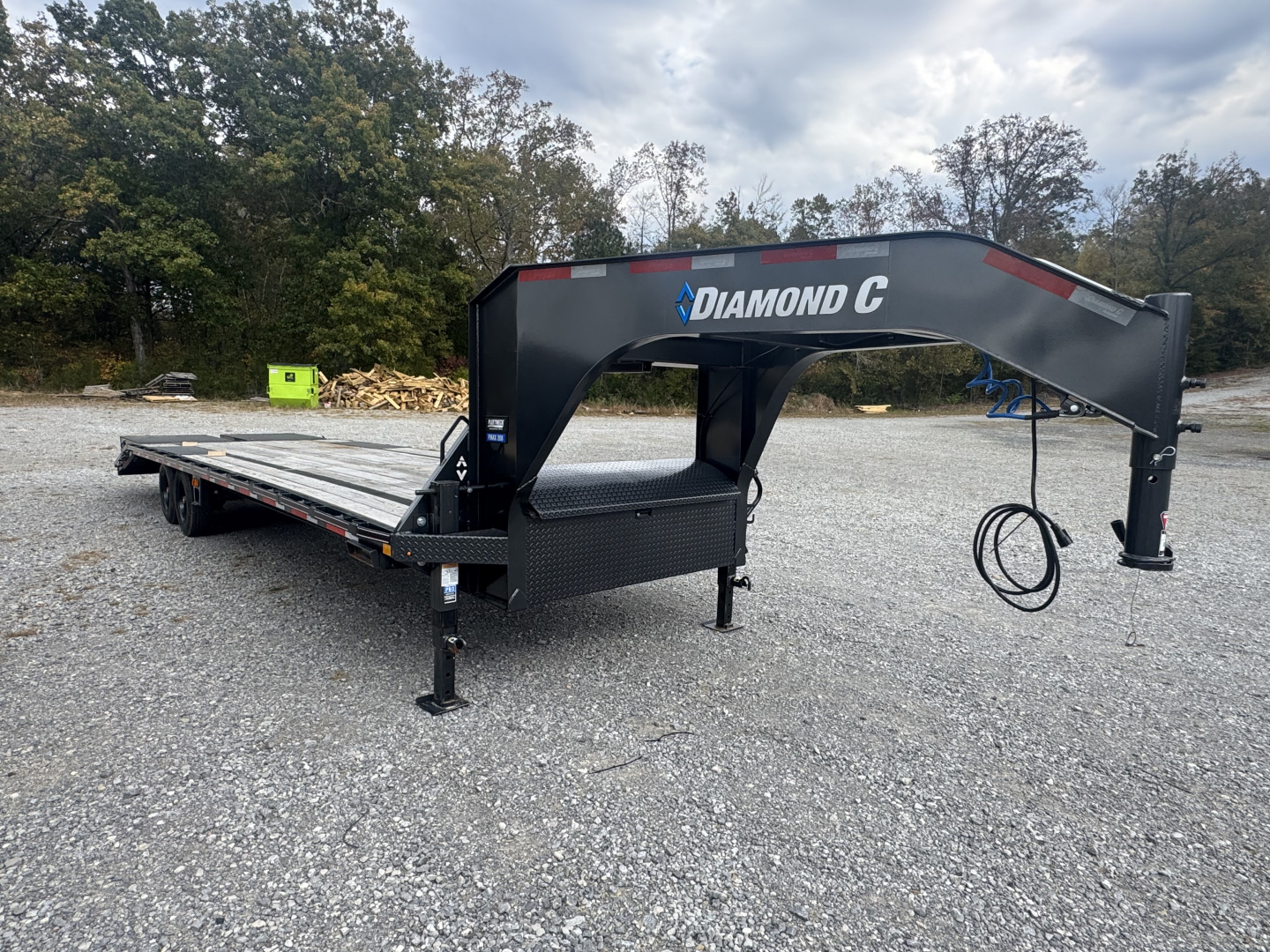 New 2025 Diamond C FMAX208 GOOSENECK TRAILER 25+5 MAX RAMPS 18K G.V.W.R.