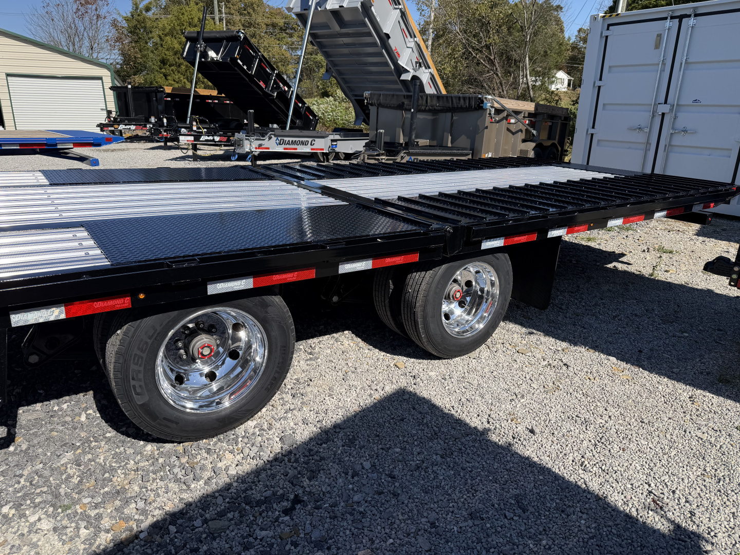 New 2026 Diamond C FMAX212 GOOSENECK TRAILER PACESETTER EDITION HYDRO DOVE & JACKS ALUMINUM FLOOR AND OUTER RIMS DISC BRAKES