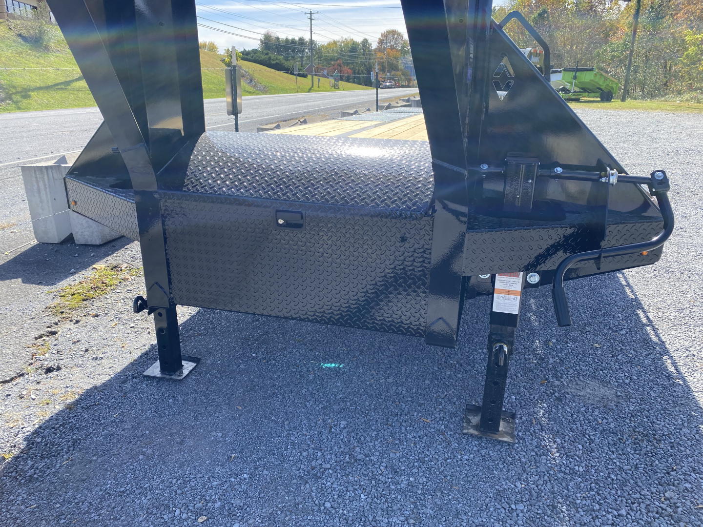 New 2026 Diamond C FMAX210. GOOSENECK TRAILER 20+5 MAX RAMPS ALUMINUM OUTER RIMS 14PLY TIRES