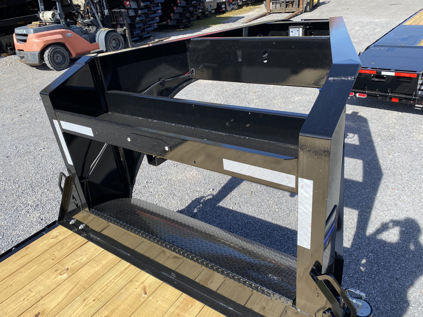 New 2026 Diamond C DET210 DECK OVER TILT TRAILER 20’ TILT 6’ STATIONARY 23K G.V.W.R.