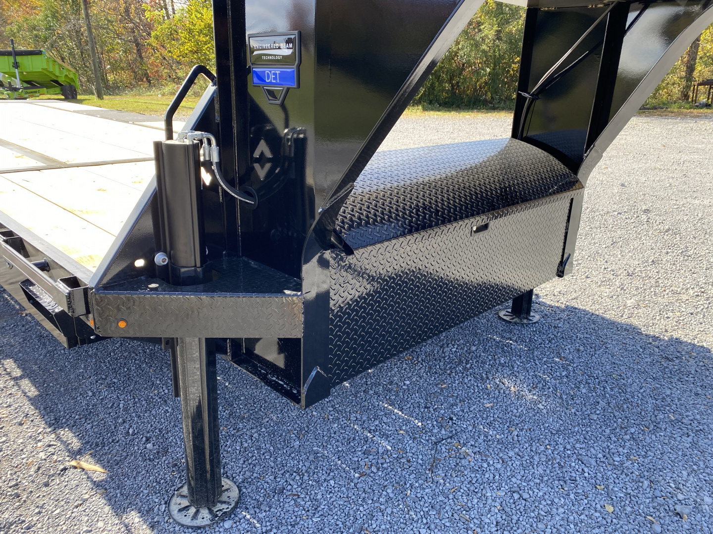 New 2026 Diamond C DET210 DECK OVER TILT TRAILER 20’ TILT 6’ STATIONARY 23K G.V.W.R.