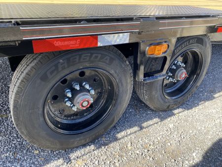 New 2026 Diamond C DET210 DECK OVER TILT TRAILER 20’ TILT 6’ STATIONARY 23K G.V.W.R.