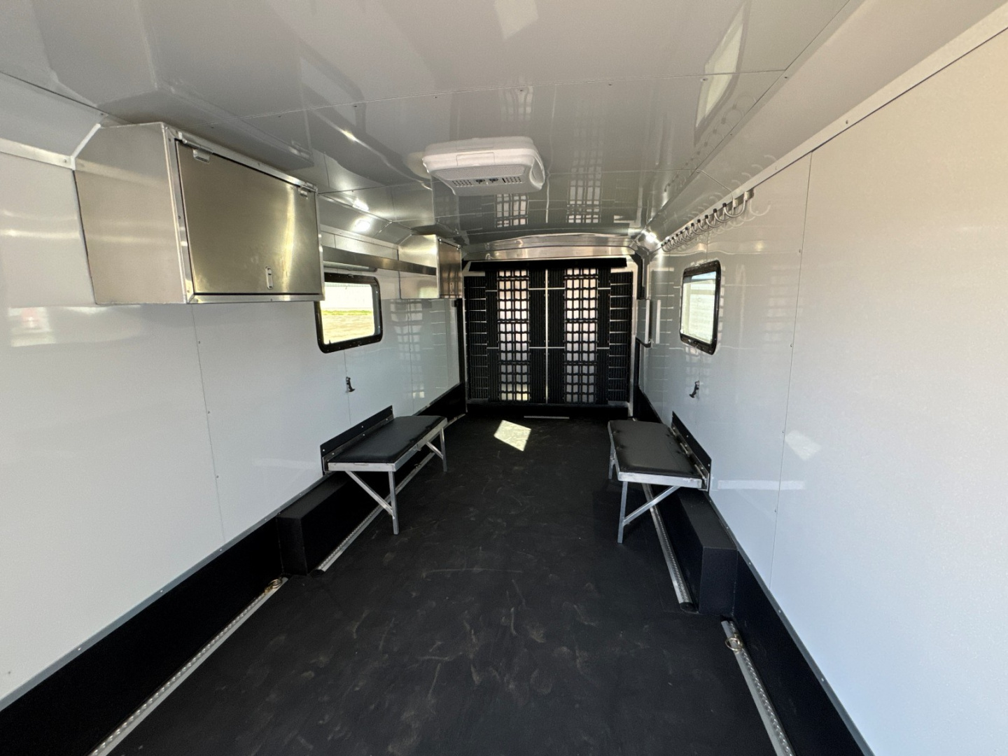 New 2026 Logan Coach Torque 24' All Season