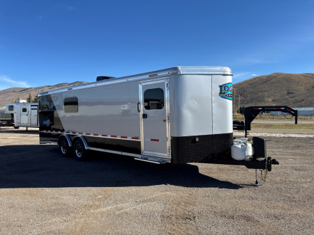 New 2026 Logan Coach Torque 24' All Season