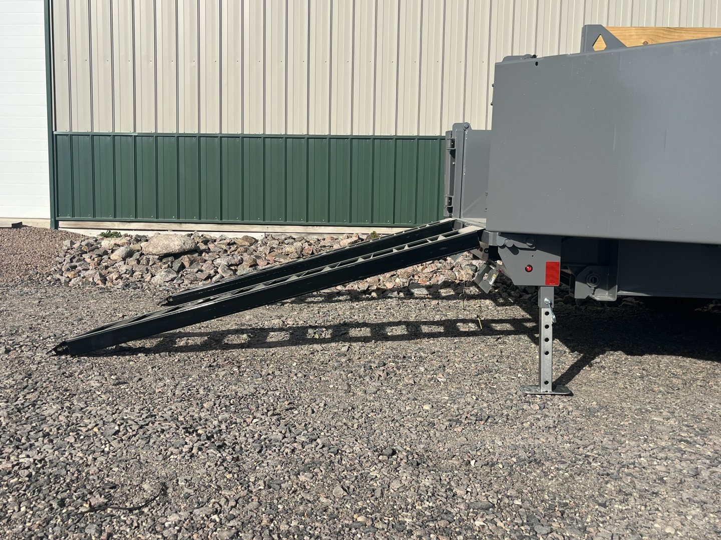 New 2026 16' 18k Diamond C Low-Pro Telescopic Dump Trailer