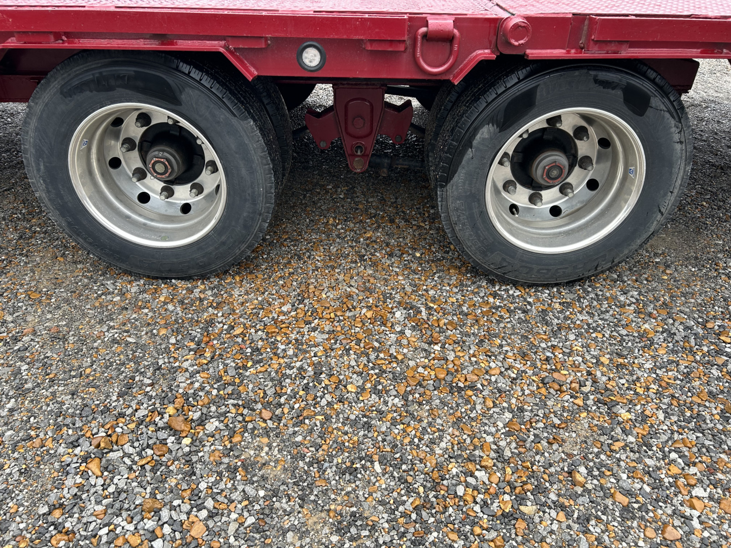 Used 2024 MAXXD 34' x 102" 30k Hyd Dove Gooseneck Trailer