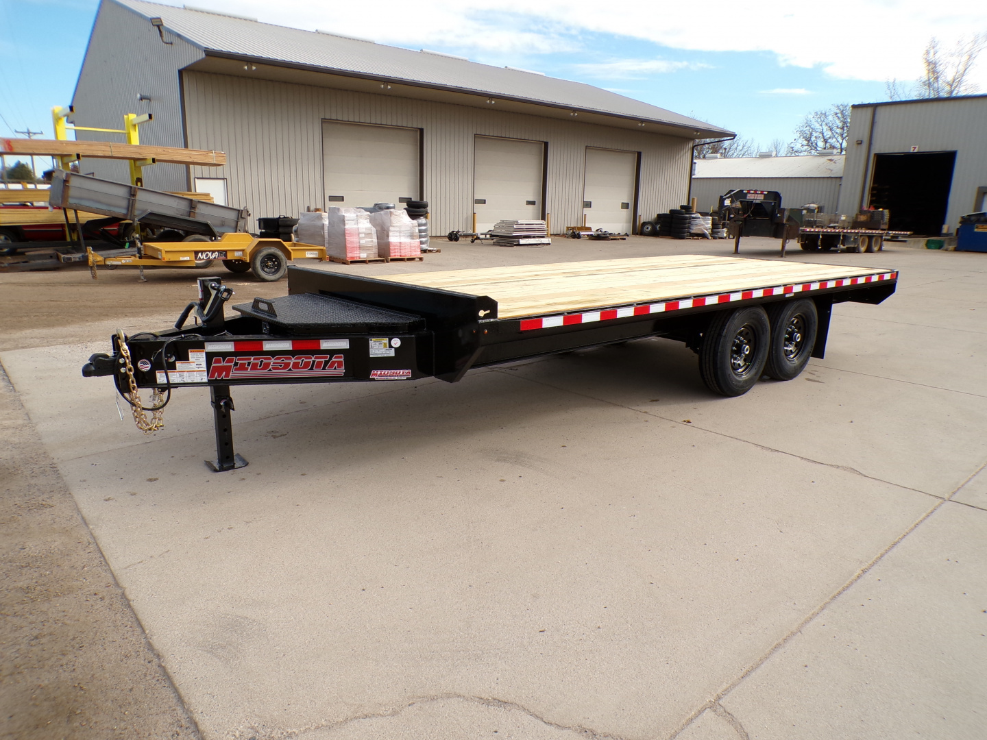 New 2026 Midsota FBGD18SD-BP-154 Deckover Trailer - 080