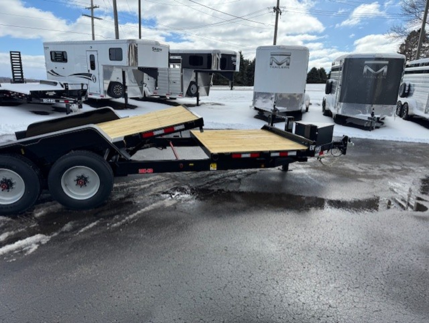 New 2026 Behnke TBCT2220ET-10K Tilt Trailer