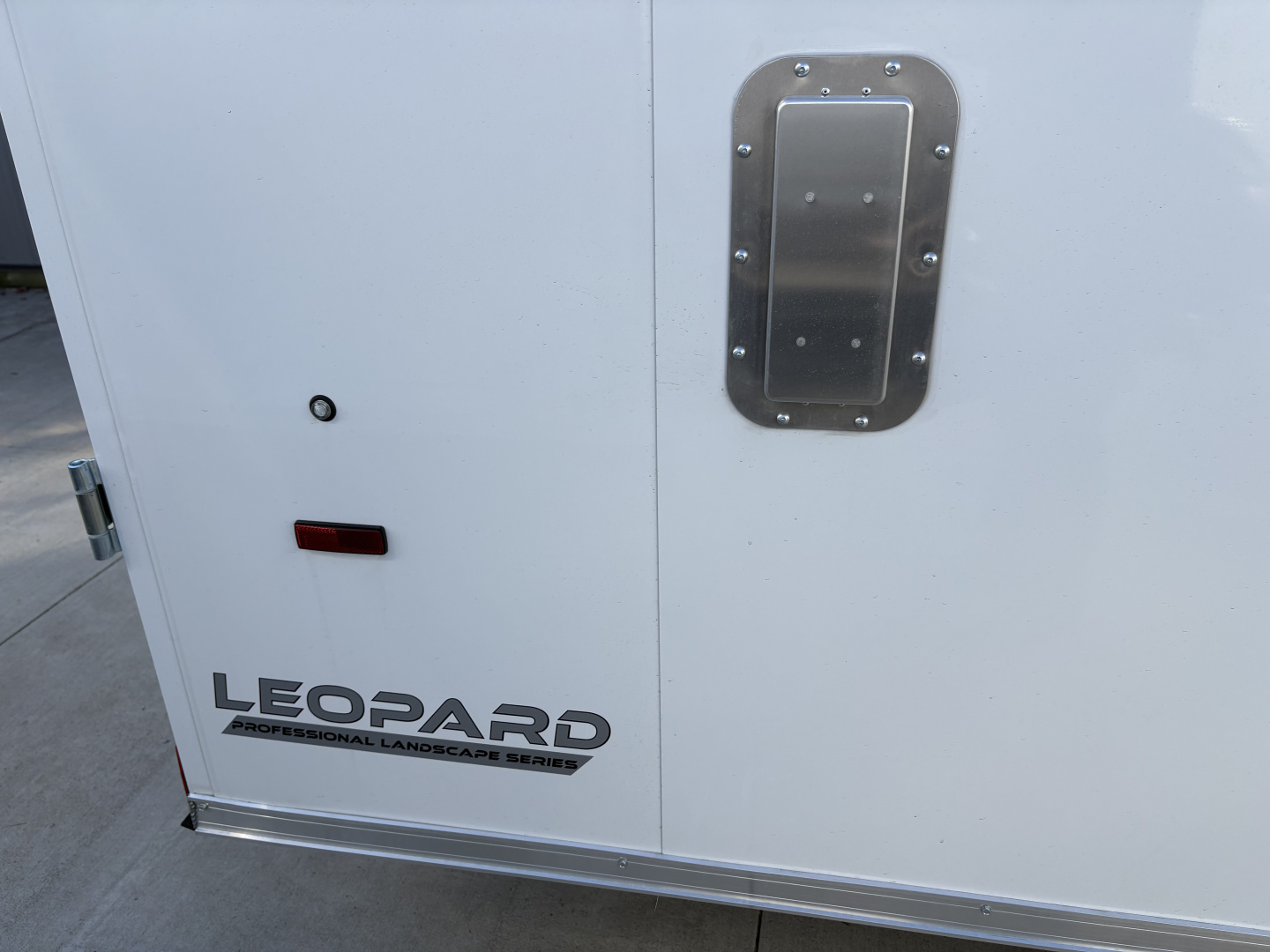 New 2026 Haul About Trailers 8.5'X18' LEOPARD W/LANDSCAPE PACKAGE Cargo / Enclosed Trailer