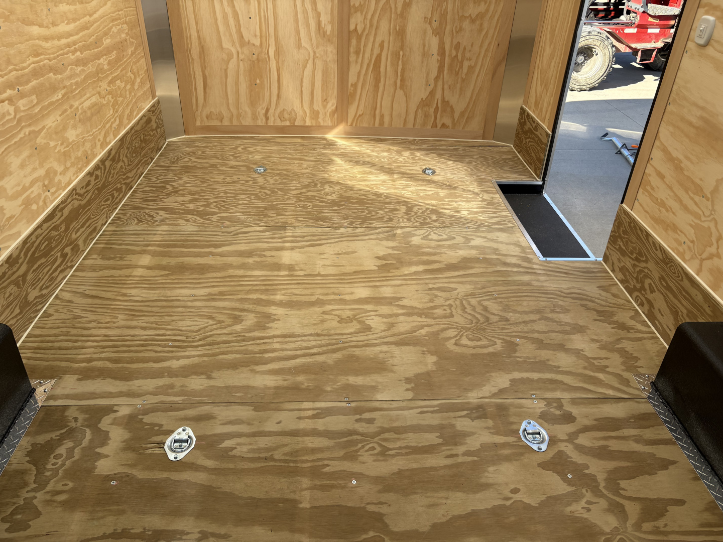 New 2026 Haul About Trailers 8.5'X18' LEOPARD W/LANDSCAPE PACKAGE Cargo / Enclosed Trailer