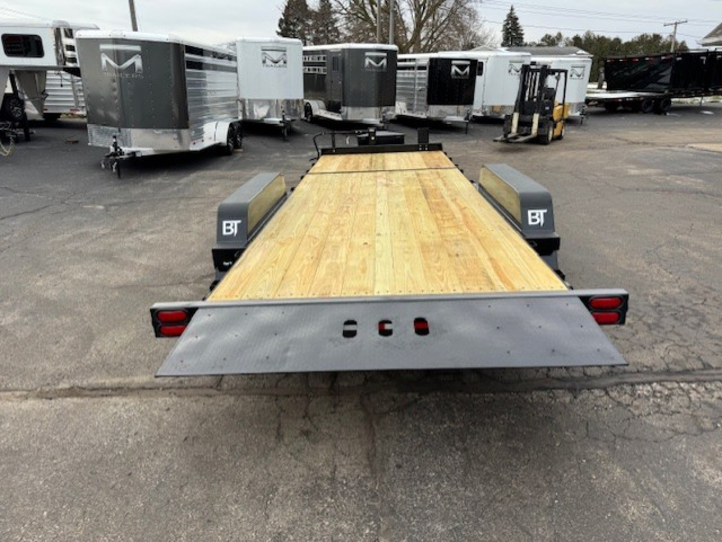 New 2026 Behnke TBCT2216ET Tilt Trailer