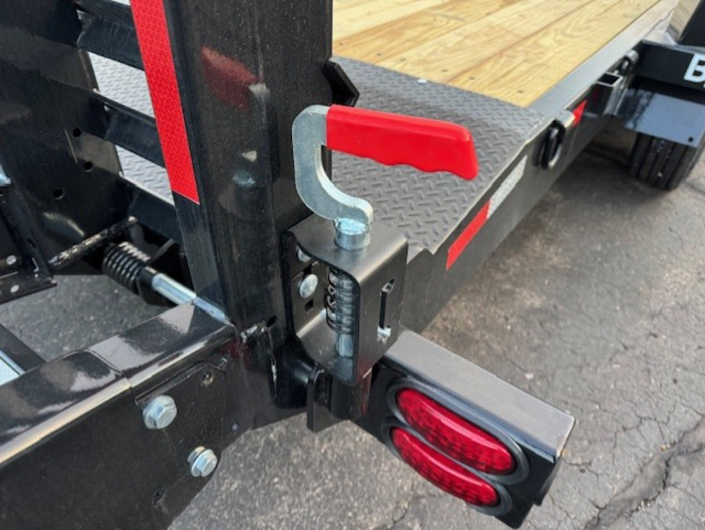 New 2026 Behnke CBCT2020E-S-10K Equipment Trailer