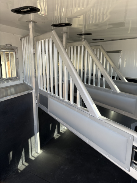 New 2025 SMC P8413 Patriot 4 Horse Trailer