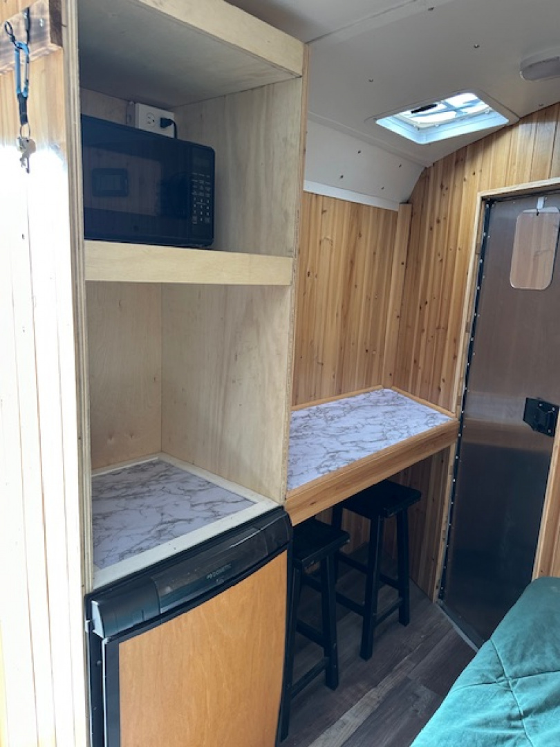 Used 1995 4-Star 4 Horse Weekender