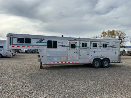 Used 1995 4-Star 4 Horse Weekender