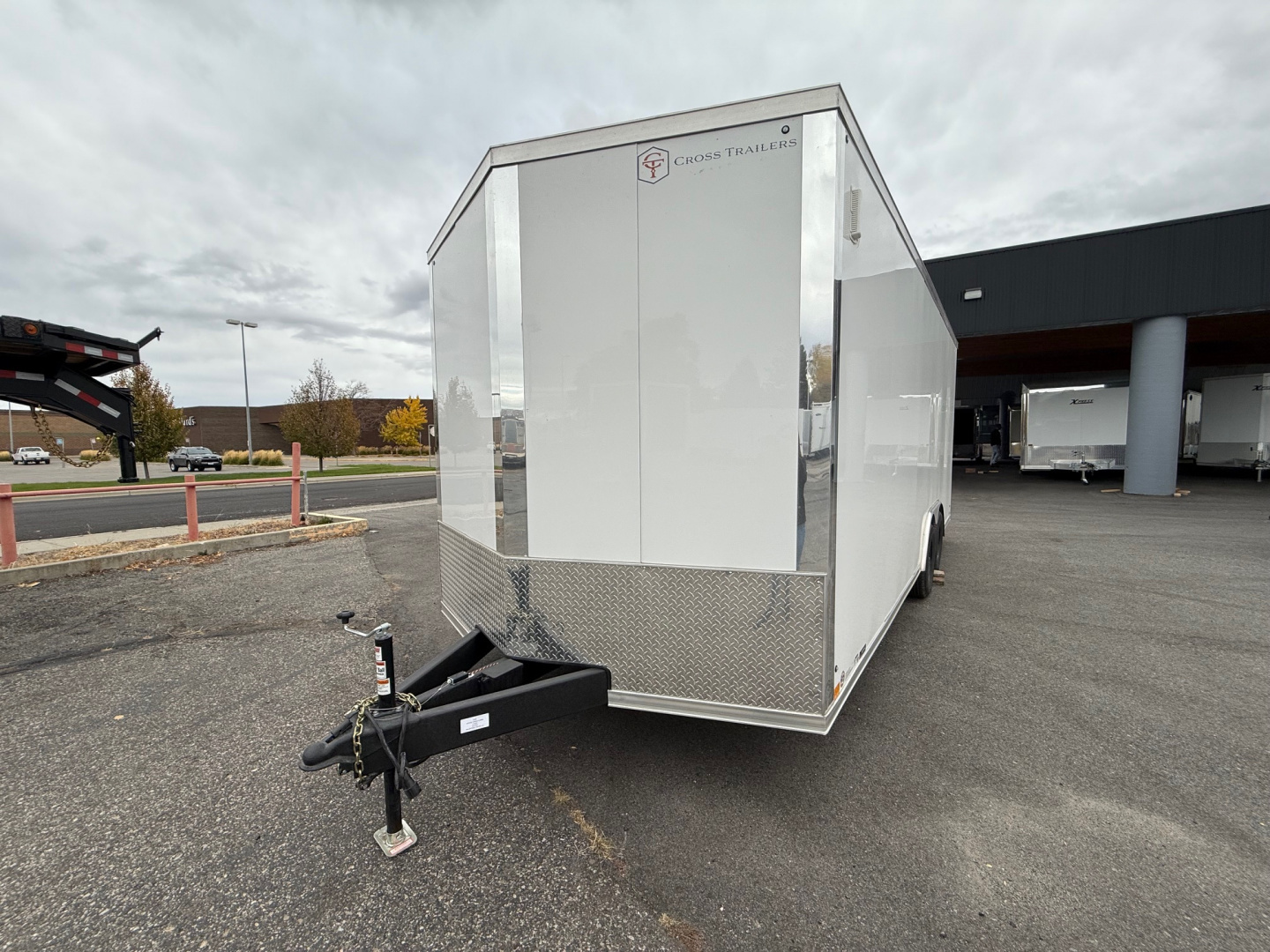 New 2026 Cross Trailers 8.5X20 Cargo / Enclosed Trailer