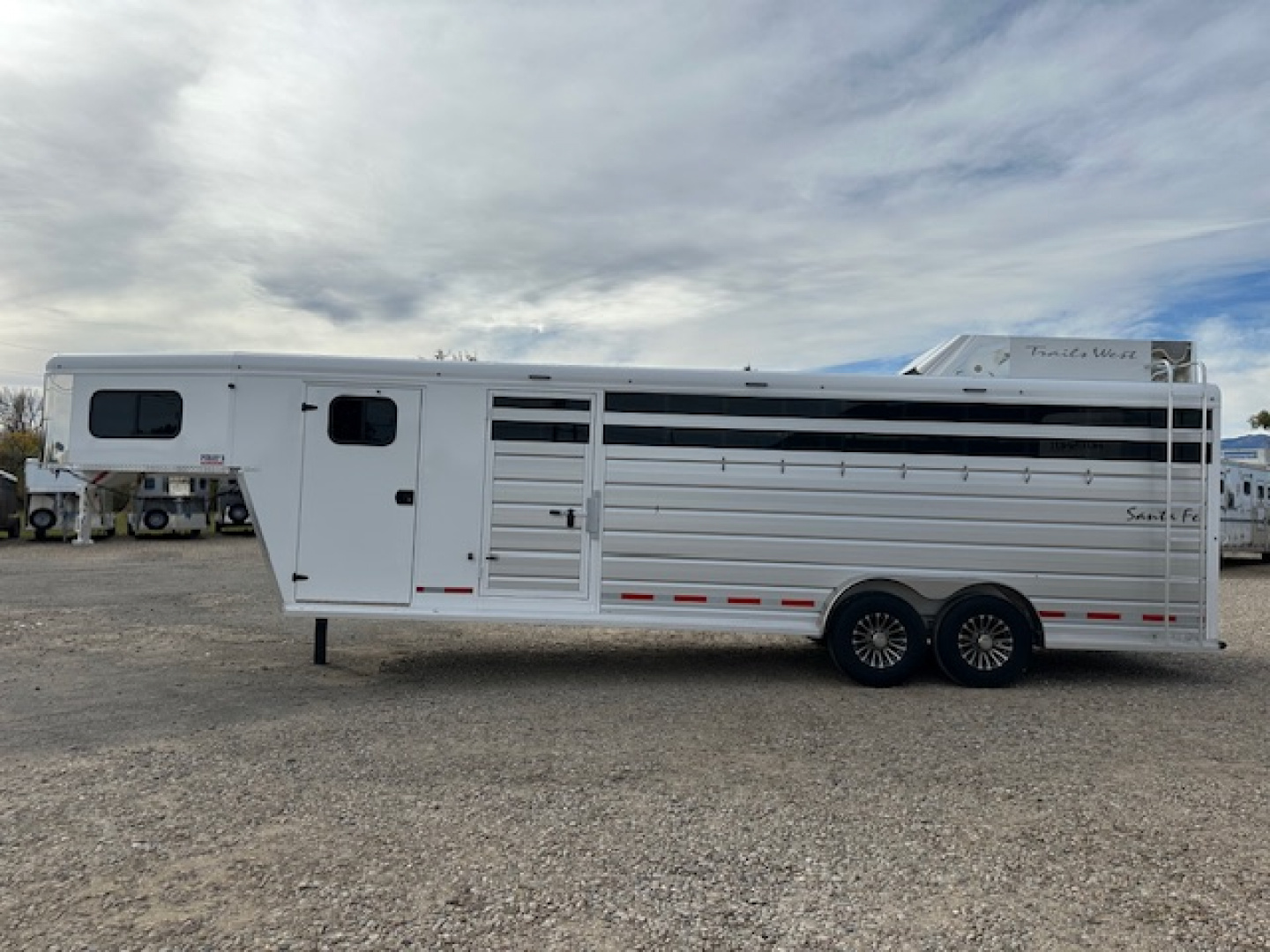 New 2026 Trails West Santa Fe 26' Stock/Combo