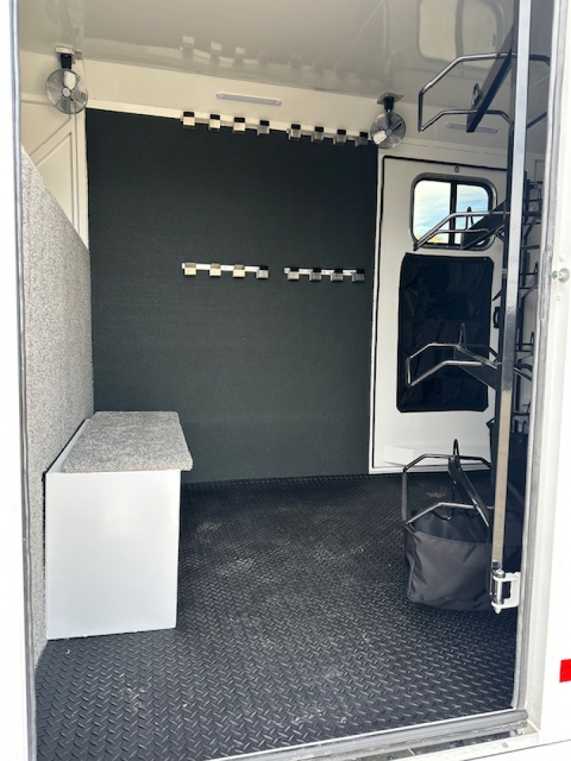 New 2026 Trails West Santa Fe 26' Stock/Combo