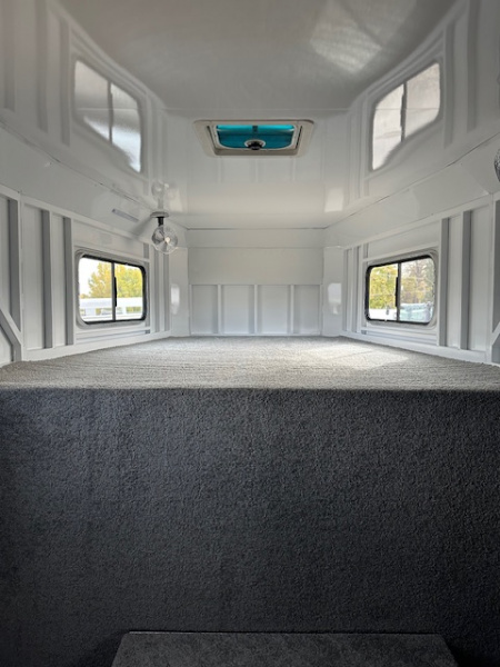 New 2026 Trails West Santa Fe 26' Stock/Combo