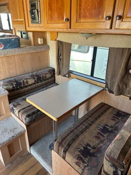 Used 2006 Exiss Trailers 4 Horse LQ