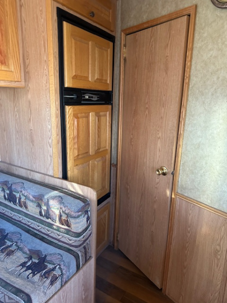 Used 2006 Exiss Trailers 4 Horse LQ