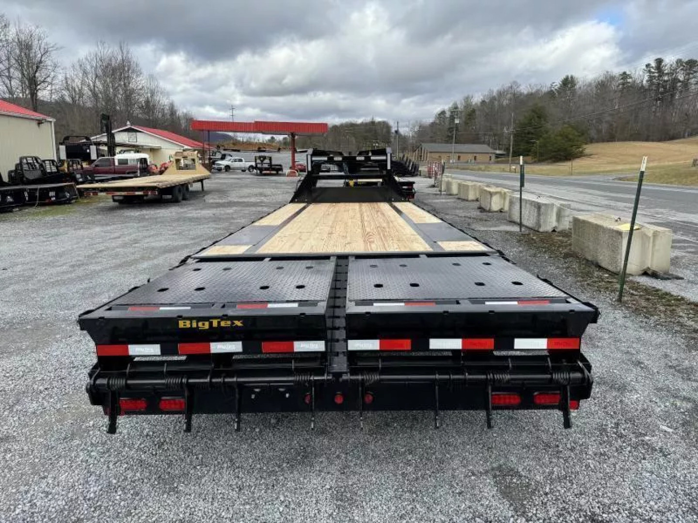 New 2026  Big Tex 14GN-20+5 gooseneck Trailer mega ramps 15.9k G.V.W.R.