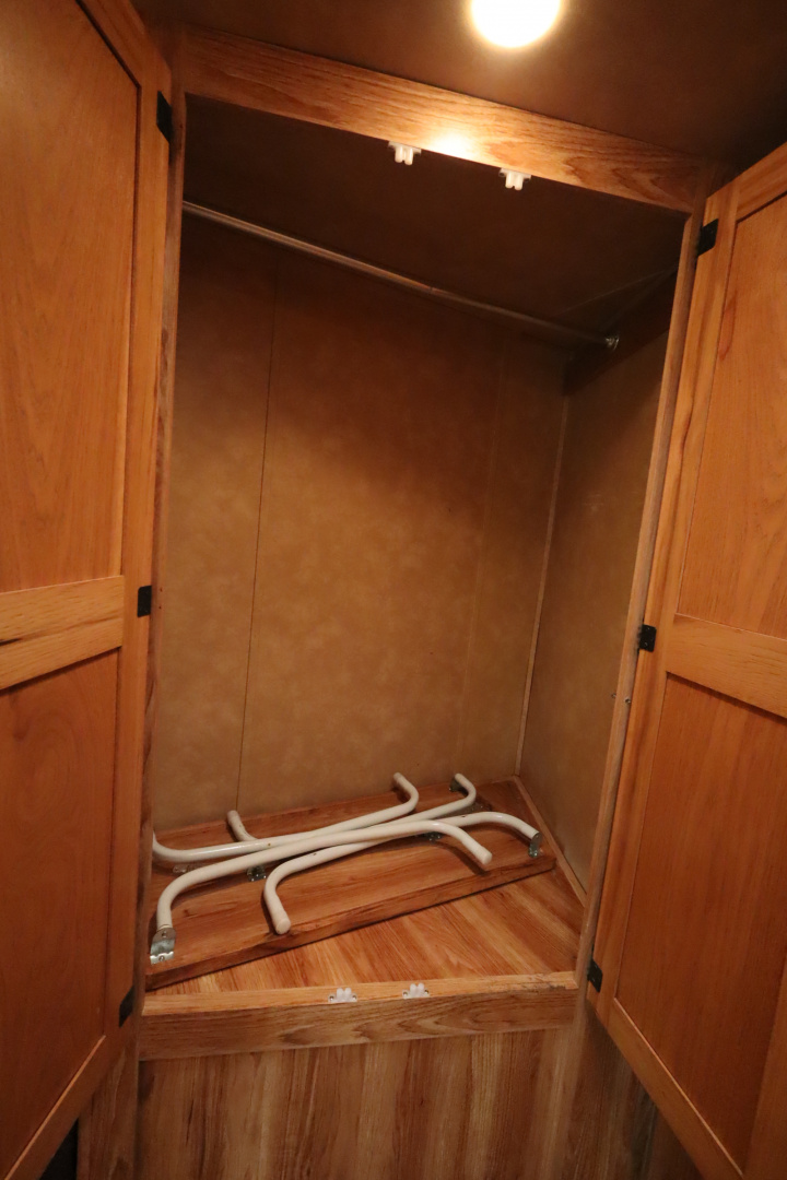 Used 2010 Platinum 3 Horse LQ Horse Trailer