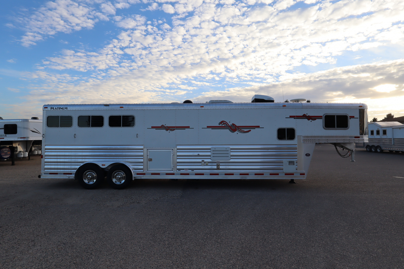 Used 2010 Platinum 3 Horse LQ Horse Trailer