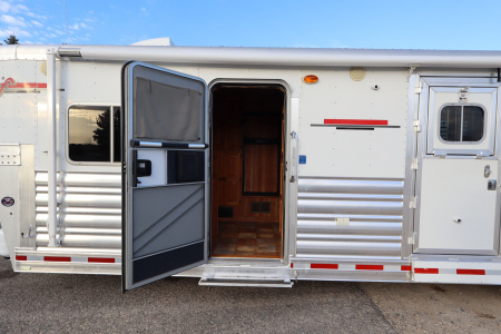 Used 2010 Platinum 3 Horse LQ Horse Trailer