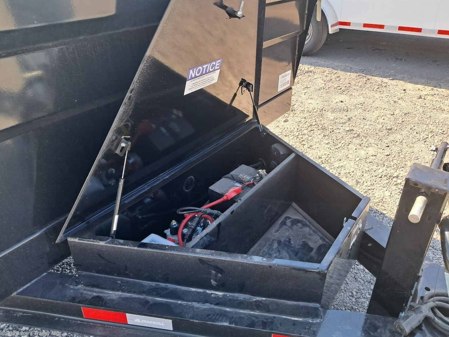 New 2026 Iron Bull DT8316073_3000 Dump Trailer