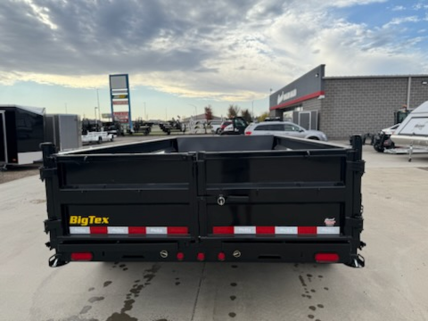 New 2026 Big Tex Trailers 14TD-14C2ABK6SIRPD Dump Trailer