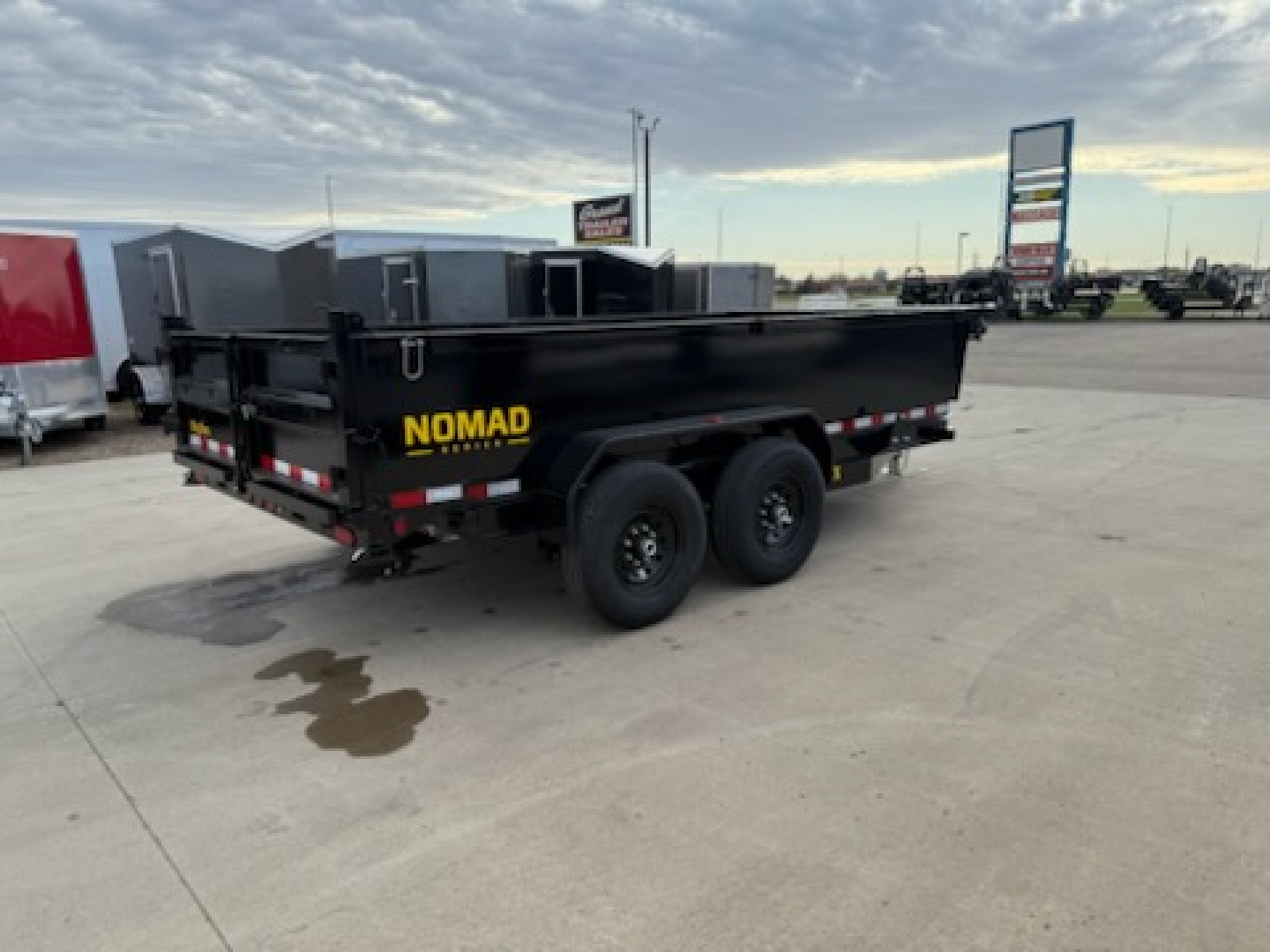 New 2026 Big Tex Trailers 14LX-14C2SA-BK Dump Trailer