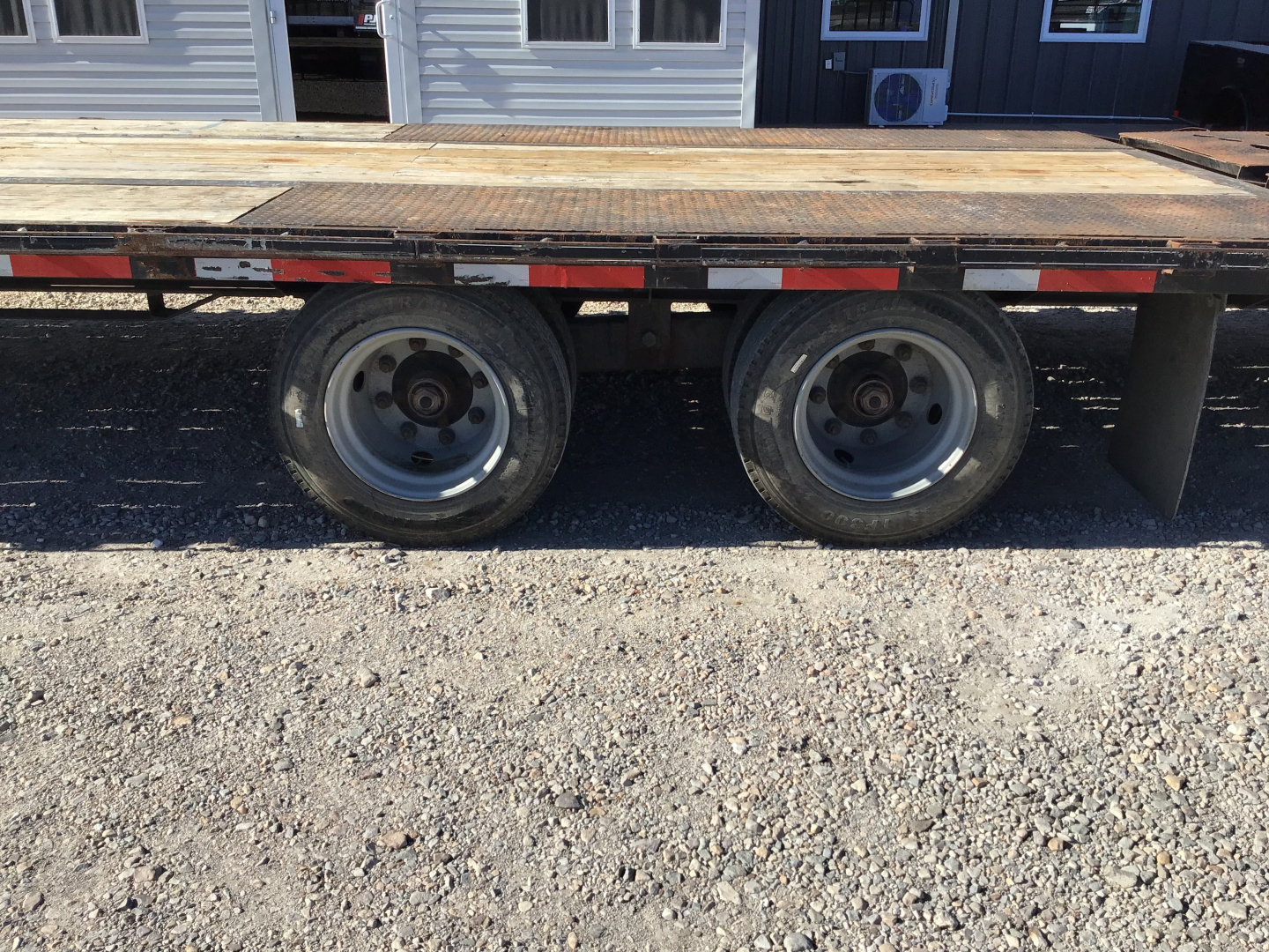 Used 2022 Texline 102"x32' GN Flatbed w/ Monster Ramps