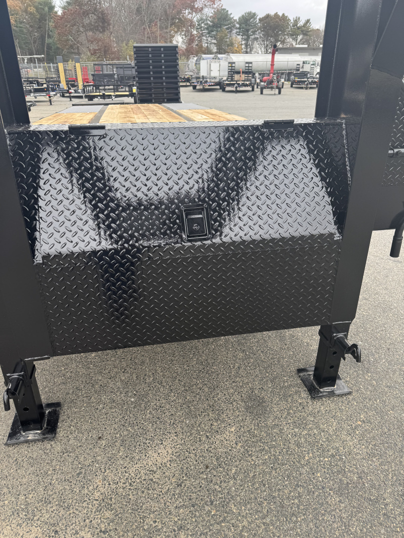 New 2026 Econoline 102"X25'+5' 10 Ton Deckover Equipment Trailer