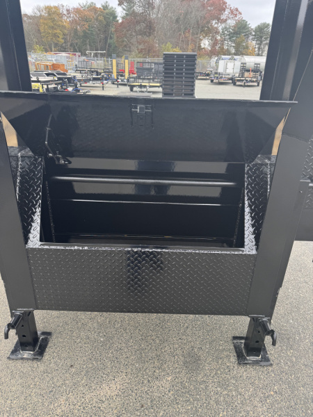 New 2026 Econoline 102"X25'+5' 10 Ton Deckover Equipment Trailer