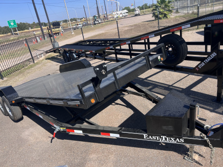 New 2026 East Texas Trailers 83x20ft Tilt Car Hauler