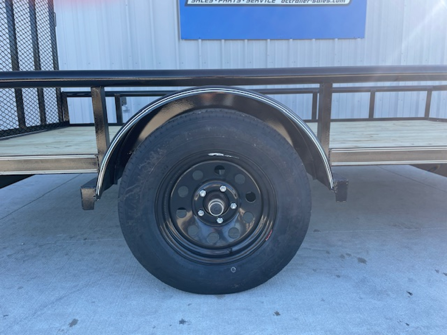 New 2026 DAVIDSON 83X12 PIPE TOP SINGLE AXLE UTILITY W/ 4' GATE