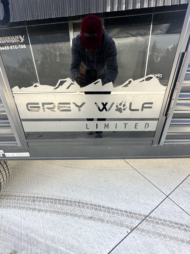 Used CONSIGNMENT - 2022 Forest River Grey Wolf 26DJSE Travel Trailer