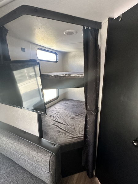 Used CONSIGNMENT - 2022 Forest River Grey Wolf 26DJSE Travel Trailer
