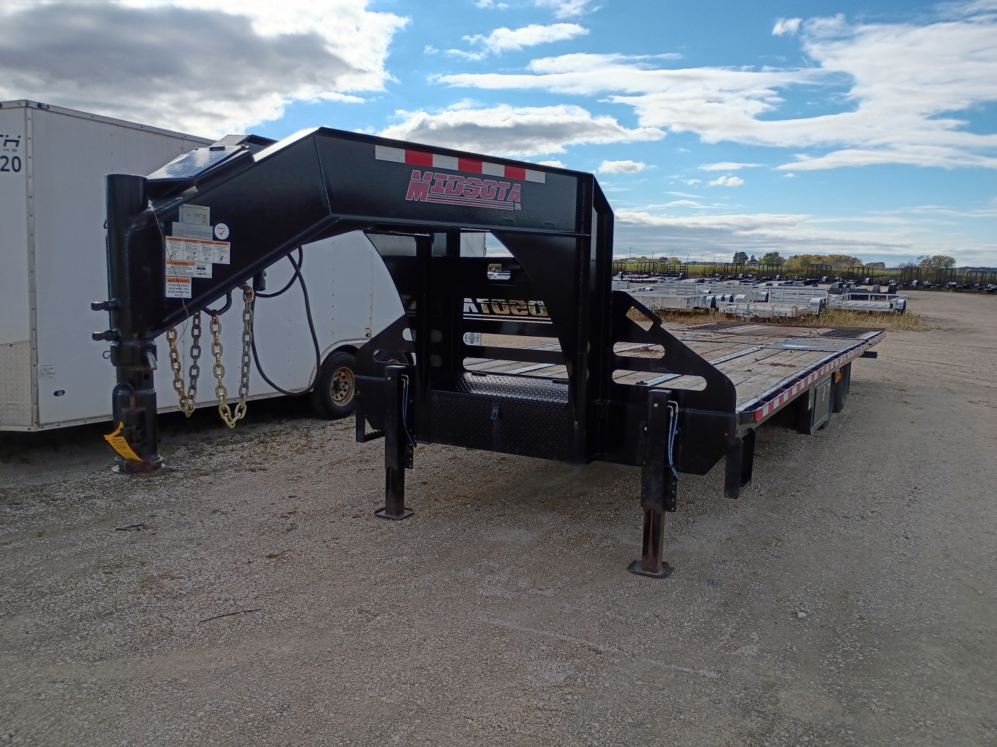 Used 2021 Midsota FB32GN-HB