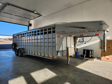 Used 2010 Travalong 24' Gooseneck Stock Trailer